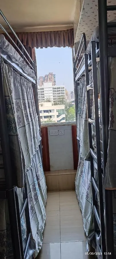 Guest house The Cultural Crashpad - 康乃馨旅館 Hong Kong
